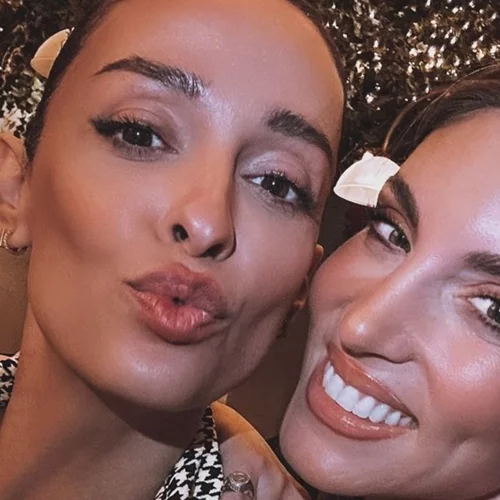 Αθηνά Οικονομάκου – Ελένη Φουρέιρα | Κοινή έξοδος στο κέντρο της Αθήνας