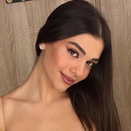 Μελίνα Νικολαΐδη | Αυτή είναι η μάσκα που χρησιμοποιεί για να σώσει τα κατεστραμμένα μαλλιά της