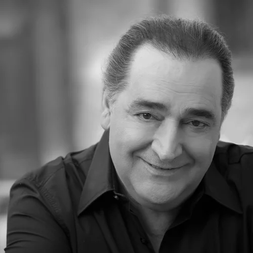 Το μεγάλο ανεκπλήρωτο όνειρο του Βασίλη Καρρά