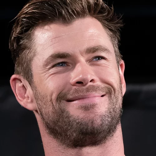 Ο Chris Hemsworth αποκαλύπτει τα μυστικά του διαλογισμού