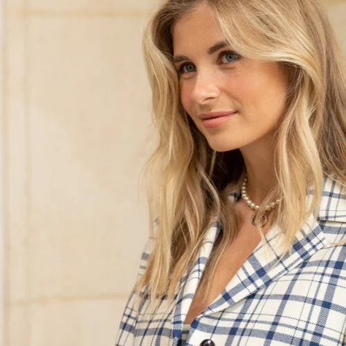 Άκουσε μας | Αυτό είναι το πανωφόρι που ταιριάζει με κάθε σου σύνολο κάθε ώρα της ημέρας