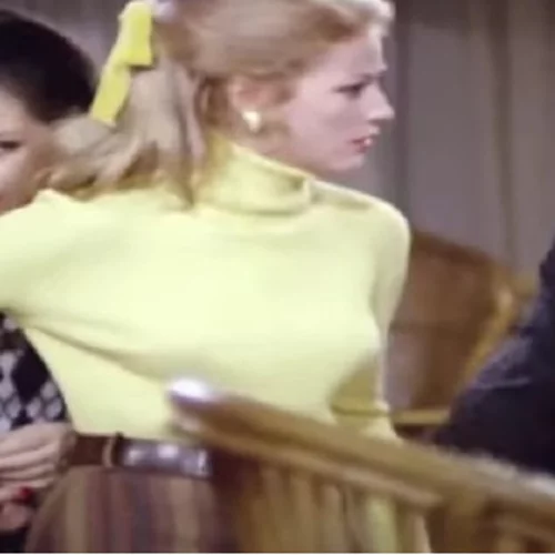 "Βγάζεις την Λάσκαρη ωραία και εμένα σαν κακομοίρα"