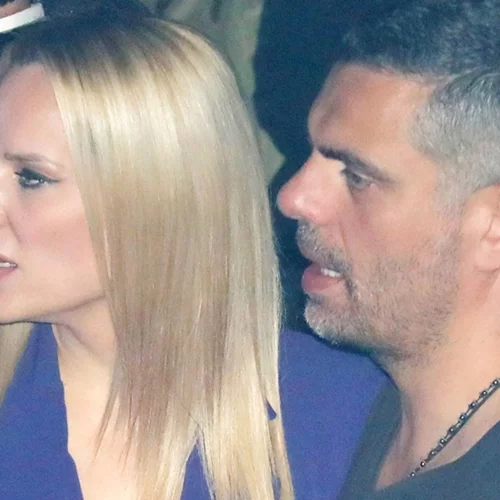 Έλενα Ασημακοπούλου και Κώστας Τσαρτσαρής σε τρυφερά ενσταντανέ σε βραδινή έξοδο