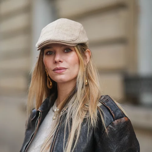 Αυτό το περίγραμμα κάνει τα μάτια να δείχνουν πιο ξεκούραστα και νεανικά