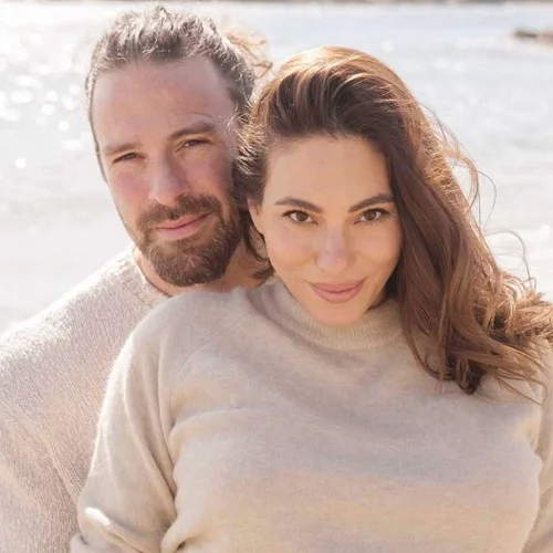 "Το καλοκαίρι που γνωριστήκαμε" | Ο Γρηγόρης Μόργκαν εύχεται στην Ευριδίκη Βαλαβάνη με την πιο όμορφη φωτογραφία