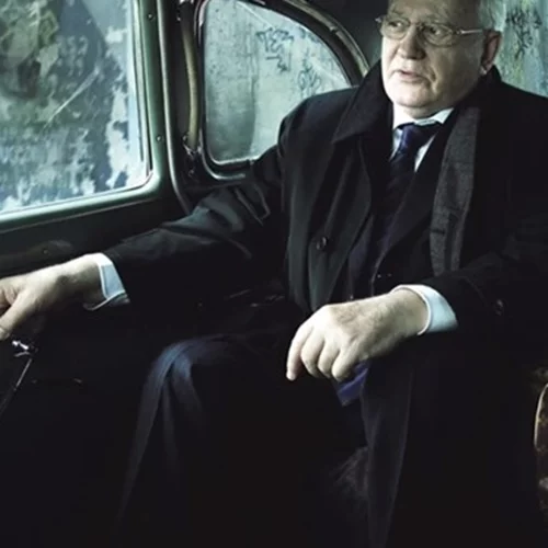 Μιχαήλ Γκορμπατσόφ | Όταν ο μεγάλος ηγέτης φωτογραφήθηκε για τον οίκο Lοuis Vuitton