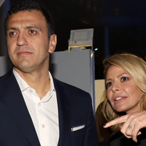 Τζένη Μπαλατσινού - Βασίλης Κικίλιας | Χειμερινή εξόρμηση με τον ενός έτους γιο τους (pics)