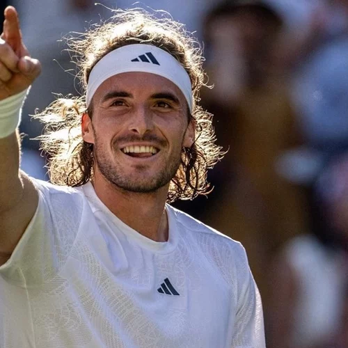 Στα προημιτελικά ο Τσιτσιπάς και παίζει με Τζόκοβιτς στο Παρίσι