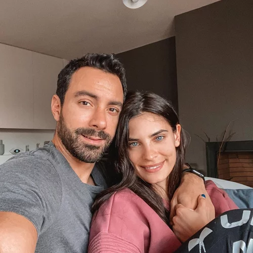 Σάκης Τανιμανίδης - Χριστίνα Μπόμπα στα εγκαίνια της ολοκαίνουργιας "Mona Lisa"  Όλες οι φωτογραφίες