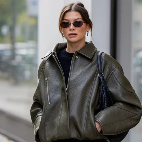 Το skincare προϊόν με ενσωματωμένη σπάτουλα που εξαφανίζει τους πόρους σου