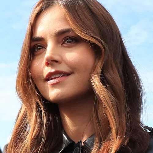 Fall Bronze | Η ιδανική απόχρωση μαλλιών για εσένα που θέλεις να κάνεις μια διακριτική αλλαγή που θα παρατηρήσουν όμως όλοι