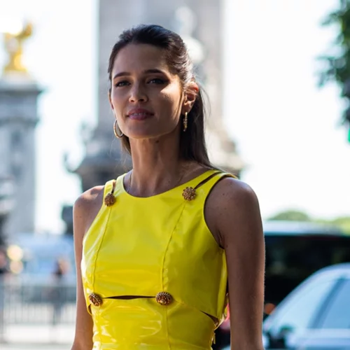 Halter Tops | Είναι τα πιο κολακευτικά μπλουζάκια και θα βρεις το ιδανικό για εσένα στα Zara