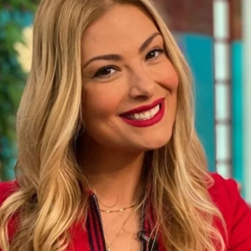 Δέσποινα Καμπούρη για Πρωινό Καφέ | "Όποιος ήταν στο τιμόνι του, περνούσε από τη μηχανή του κιμά"