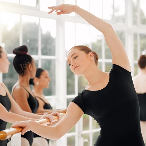 Πώς θα έχεις σωστή στάση σώματος; Να τι κάνουν οι χορεύτριες μπαλέτου