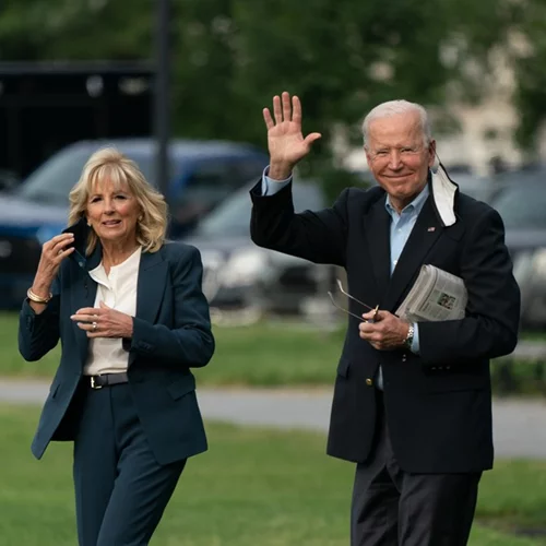 Ο πρόεδρος Biden υπέγραψε την κήρυξη της 19ης Ιουνίου, που τιμά το τέλος της δουλείας, σε ομοσπονδιακή αργία