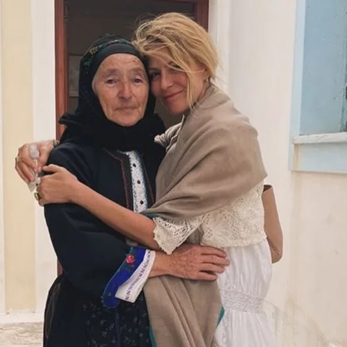 Τζένη Μπαλατσινού | Η γυναίκα της Καρπάθου που την ενέπνευσε