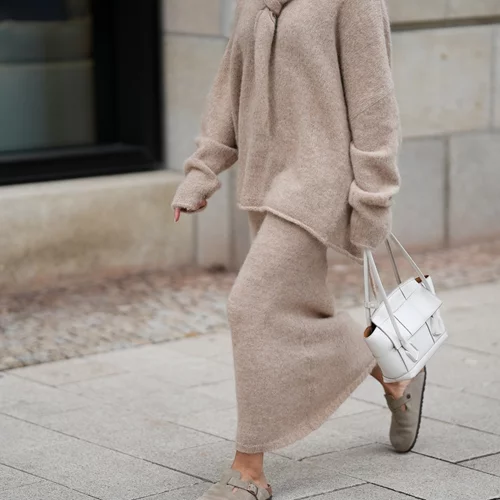 Η πλεκτή φούστα από τη Zara που θα φοράς non-stop όλο τον χειμώνα