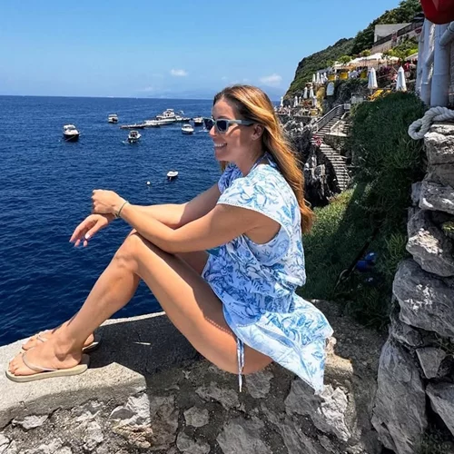 Μάργκω Πατίτσα | Η κόρη της Μαριέττας Χρουσαλά και του Λέοντα Πατίτσα ποζάρει στο ηλιοβασίλεμα