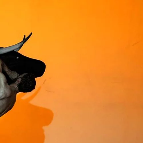 Ο Δημήτρης Παπαϊωάννου και ο "Εγκάρσιος Προσανατολισμός" μέσα από τα μάτια των συνεργατών του