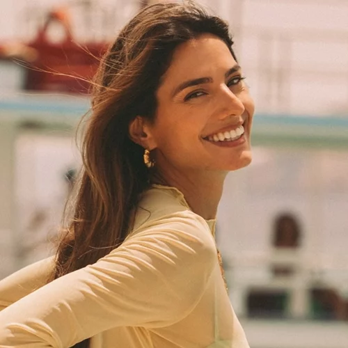 Η Ηλιάνα Παπαγεωργίου φόρεσε το τέλειο κόκκινο μπικίνι | Πώς θα δημιουργήσεις το κομψό beach look της