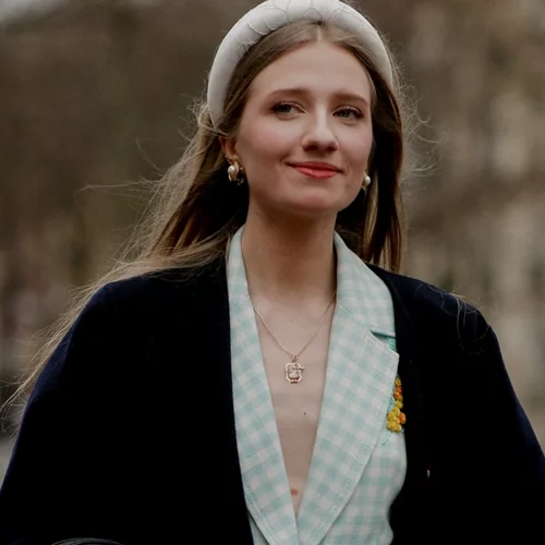 Τα 5 απαραίτητα παντελόνια για την άνοιξη σύμφωνα με τα it girls της μόδας