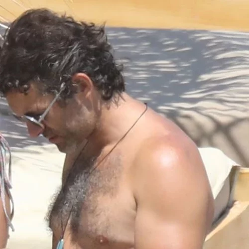 Φίλιππος Μιχόπουλος | Για μπάνιο με τα παιδιά του