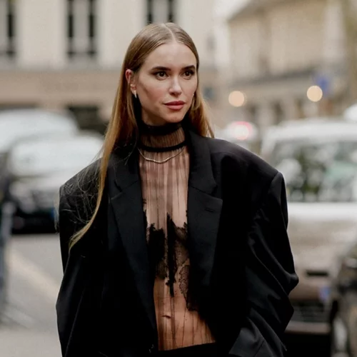 Minimal, sexy & chic | Τα μαύρα πέδιλα που έψαχνες τόσο καιρό τα βρήκαμε στη Mango