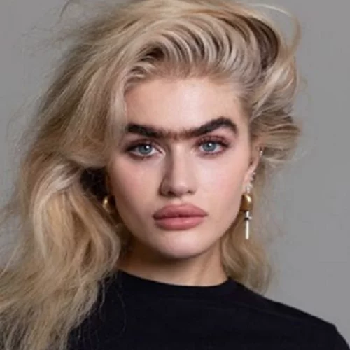 Η Σοφία Χατζηπαντελή "δικάζει" τους επικριτές της | "Αυτή είναι μία μικρή υπενθύμιση, για να ξέρουν σε ποια νομίζουν ότι μιλούν"