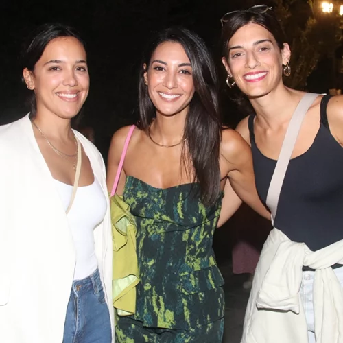 Ηρώδειο | Οι πρωταγωνίστριες του Σασμού έκαναν reunion στους Όρνιθες