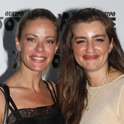 Μαυρισμένες και υπέροχες | Ζέτα Μακρυπούλια και Μαρία Κίτσου ποζάρουν μαζί