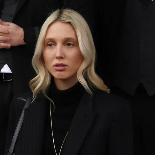 Μαρία Ολυμπία Γλύξμπουργκ | Το ανέμελο (αλλά πολύ σύγχρονο) χτένισμά της στην κηδεία του τέως βασιλιά Κωνσταντίνου