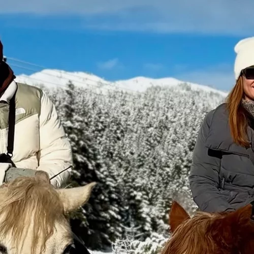 Θάλεια Ματίκα – Τάσος Ιορδανίδης | Οι ευχές του ζευγαριού για τα Χριστούγεννα και οι φωτογραφίες με τα παιδιά τους στα χιονισμένα βουνά