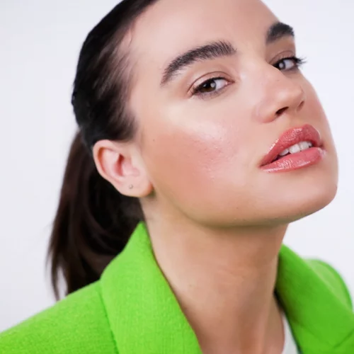 Η Βασιλεία Βολανάκη μοιράζεται τα μικρά μυστικά της για υπέροχη επιδερμίδα