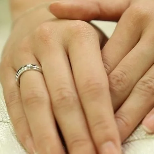 Το Άμπου Ντάμπι προτείνει τον γάμο με ένα κλικ χάρη σε μια εφαρμογή στο κινητό