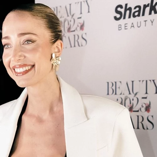 Beauty Stars 2025 by Madame Figaro | Ο Νο.1 σύμμαχος πίσω από τα πιο εντυπωσιακά χτενίσματα της βραδιάς