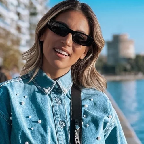 Η Αθηνά Οικονομάκου φόρεσε το πιο διάσημο και ζεστό πανωφόρι του χειμώνα