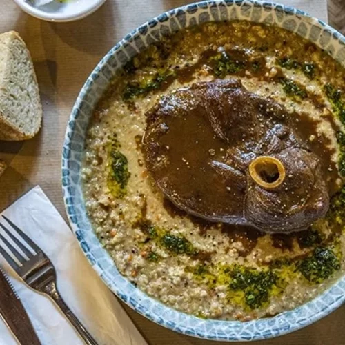 Απλώστε τραχανά |  Το παραδοσιακό πιάτο γίνεται τάση ανερχόμενη, νόστιμη και θεαματική