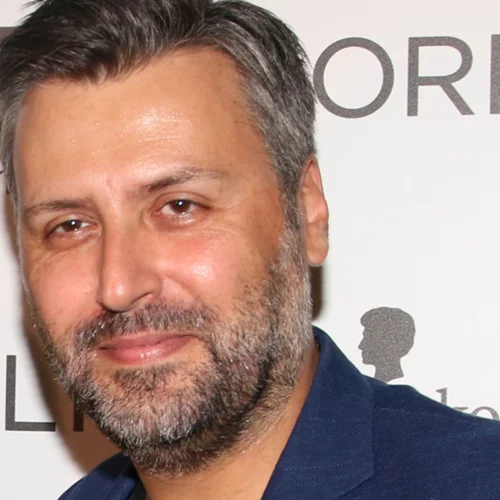 "Λύγισε" ο Γιάννης Καλλιάνος | Στο νοσοκομείο και οι δύο γονείς του με κορονοϊό (vid)