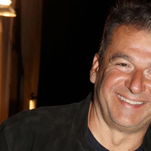 Γιώργος Λιάγκας | Στη νέα φωτογραφία του από την Τήνο όλοι σχολιάζουν το ίδιο πράγμα