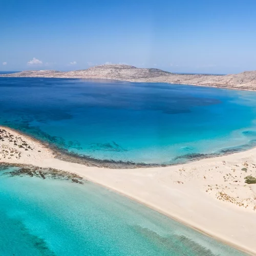 Ελαφόνησος | Ο εξωτικός παράδεισος της Πελοποννήσου που στοχεύει στην αειφόρο τουριστική ανάπτυξη