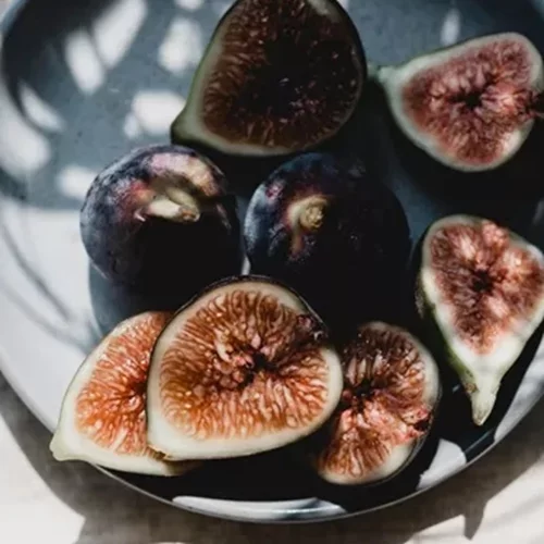 Τι τρώνε οι διατροφολόγοι το καλοκαίρι; Πάρε ιδέες από 10 ειδικούς