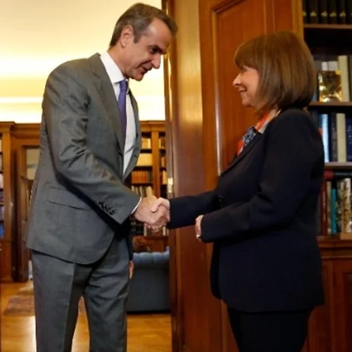 Κυριάκος Μητσοτάκης - "Δεν θα επηρεάσει τις σχέσεις με τη Βρετανία η ακύρωση της συνάντησης με Σούνακ"