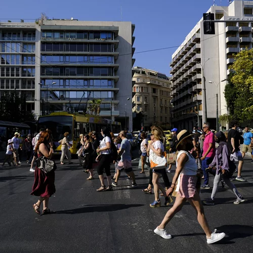 Καλοκαιρινό Σάββατο με τον υδράργυρο έως 30 βαθμούς - Σε δύο μόνο περιοχές θα εκδηλωθούν καταιγίδες