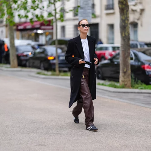 Τα 6 sneakers που φοράνε τώρα οι πιο "ψαγμένες" fashionistas