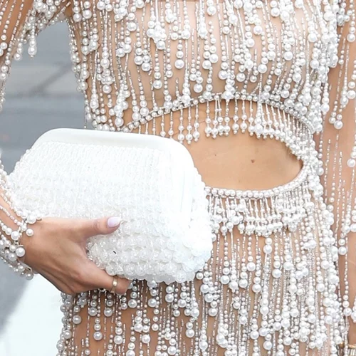 Αυτά είναι τα 5 χρώματα νυχιών που δείχνουν πάντα classy