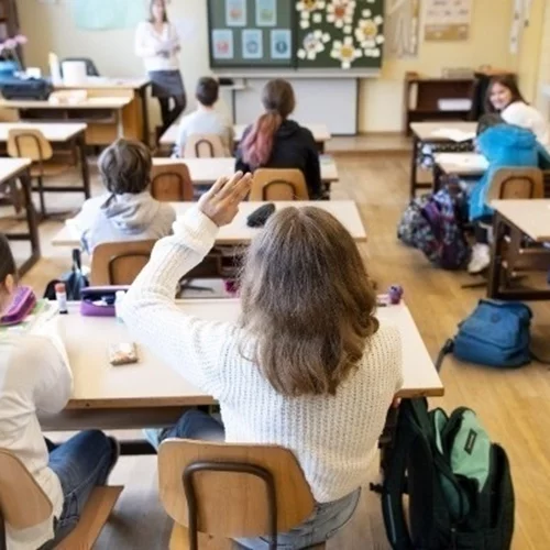 Το ChatGPT στα χέρια εκπαιδευτικών και μαθητών