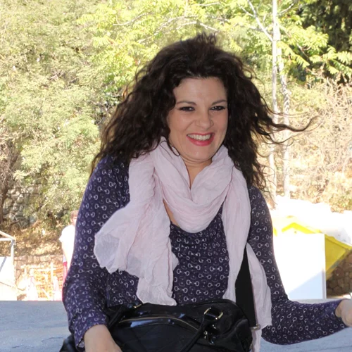 "Σαν δυο σταγόνες νερό" | Η Τάνια Τρύπη ποζάρει με την Τζένη Καζάκου και "ρίχνει" το Instagram