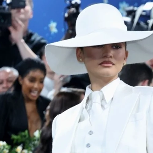 "The Drama" | To τρέιλερ της ταινίας με τους Zendaya και Robert Pattinson