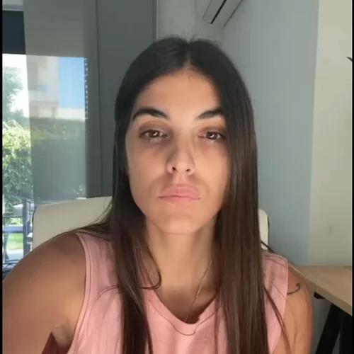 Συγκλονίζει η Άννα Μαρία Βέλλη | "Έτυχε να μη πεθάνω από τα χέρια κακοποιητικού συντρόφου μου"