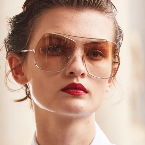 Άνοιξη 2022 | Τα γυαλιά ηλίου που θα ανανεώσουν το στιλ σας